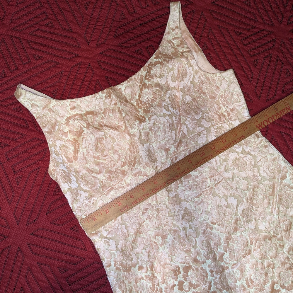 VINTAGE CUSTOM Sheath Dress, Elegant Pink and Cream Textured Floral - Picture 6 of 12